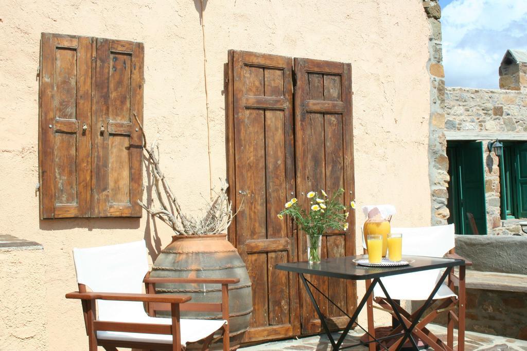 Lithos Homes Volissos Buitenkant foto